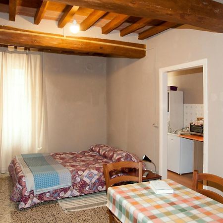 Rolo Agriturismo Dosso Al Portoヴィラ 部屋 写真